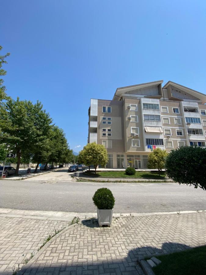 Chloe Apartament بيرات المظهر الخارجي الصورة